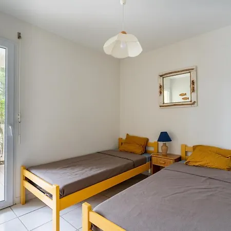 Piscine Pour 8 A * Lacanau